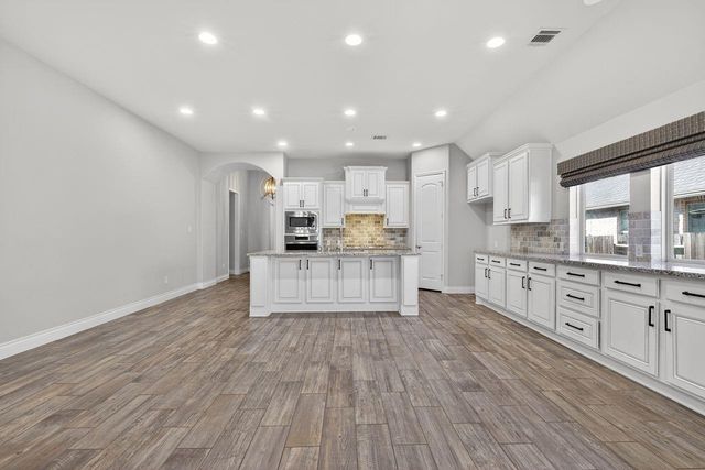 328 Red Petal Court, Conroe, TX 77304