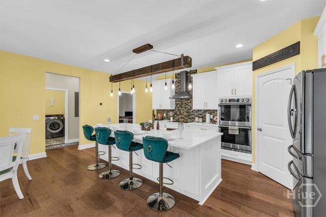 182 Old River Road, Bloomingdale, GA 31302