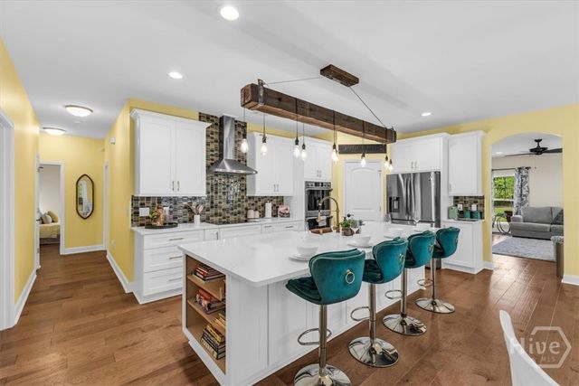 182 Old River Road, Bloomingdale, GA 31302