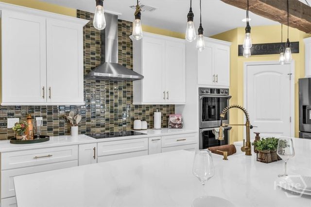 182 Old River Road, Bloomingdale, GA 31302