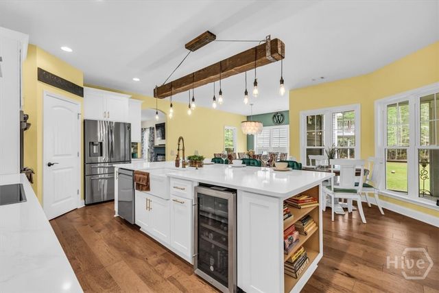 182 Old River Road, Bloomingdale, GA 31302