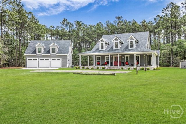 182 Old River Road, Bloomingdale, GA 31302