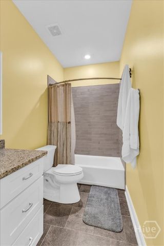 182 Old River Road, Bloomingdale, GA 31302