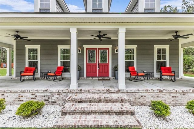 182 Old River Road, Bloomingdale, GA 31302