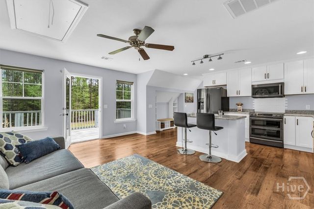 182 Old River Road, Bloomingdale, GA 31302