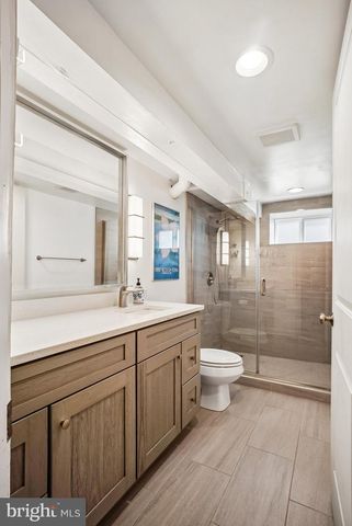 3155 NORFOLK LN, Falls Church, VA 22042