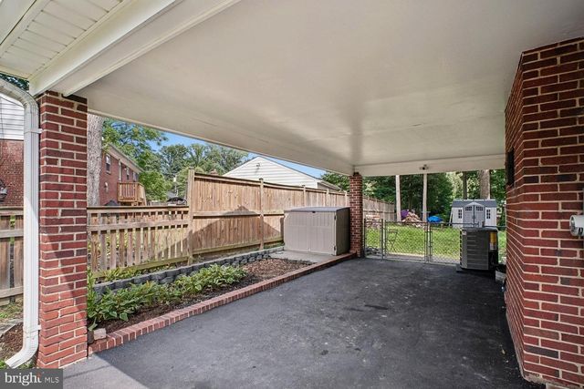3155 NORFOLK LN, Falls Church, VA 22042