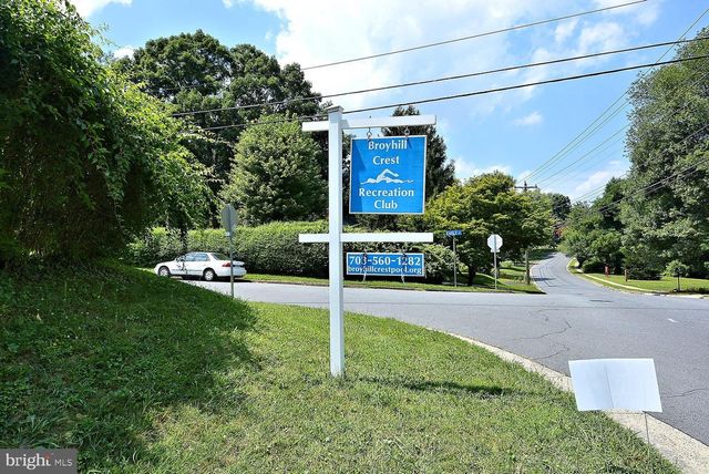 3155 NORFOLK LN, Falls Church, VA 22042