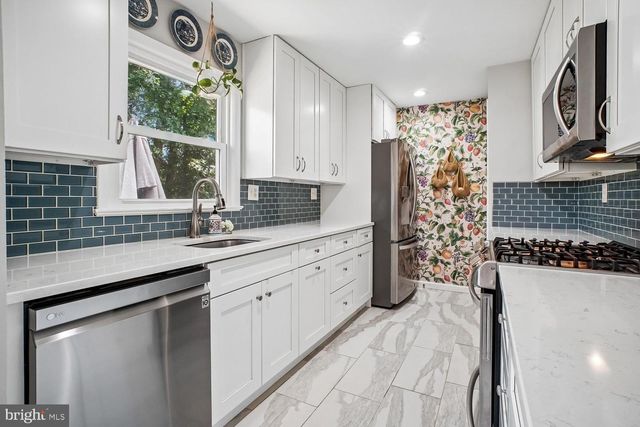 3155 NORFOLK LN, Falls Church, VA 22042