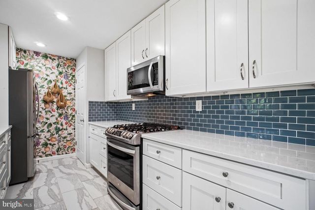 3155 NORFOLK LN, Falls Church, VA 22042