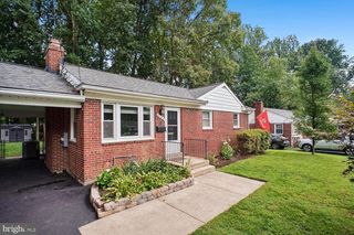 3155 NORFOLK LN, Falls Church, VA 22042