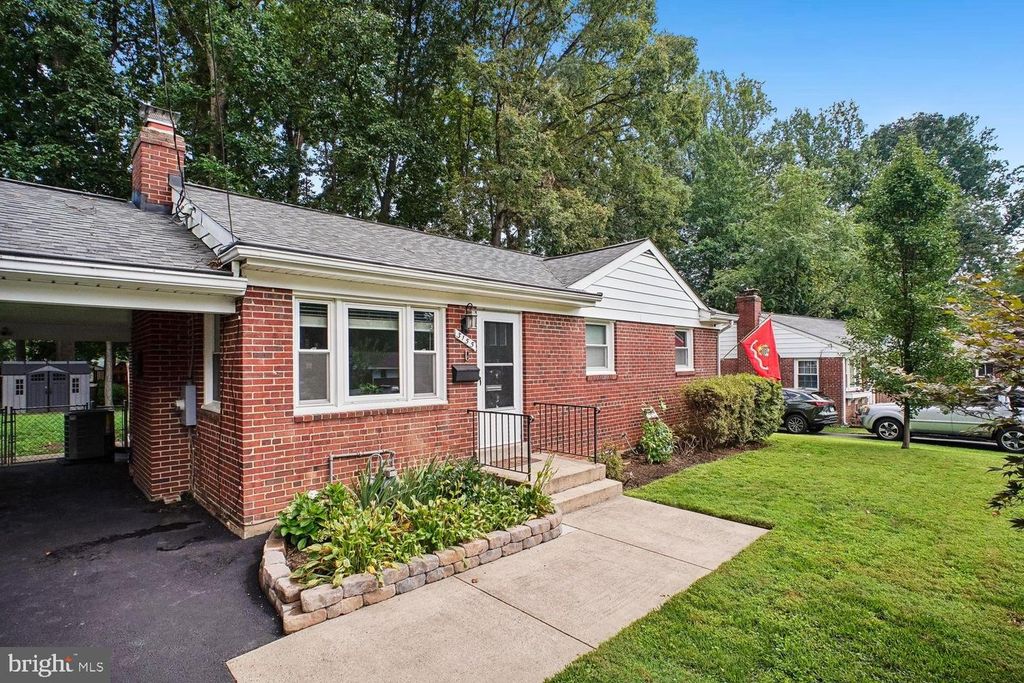 3155 NORFOLK LN, Falls Church, VA 22042