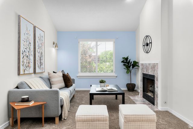 239 E COTTAGE WOOD LN, Murray, UT 84107