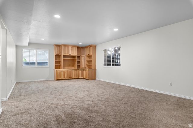 239 E COTTAGE WOOD LN, Murray, UT 84107
