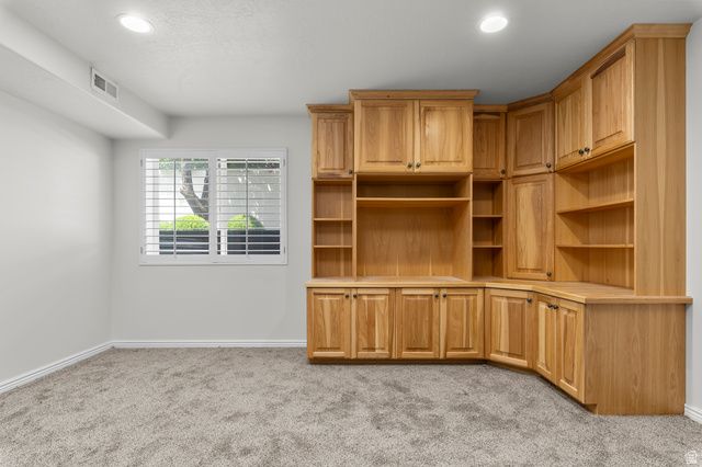 239 E COTTAGE WOOD LN, Murray, UT 84107