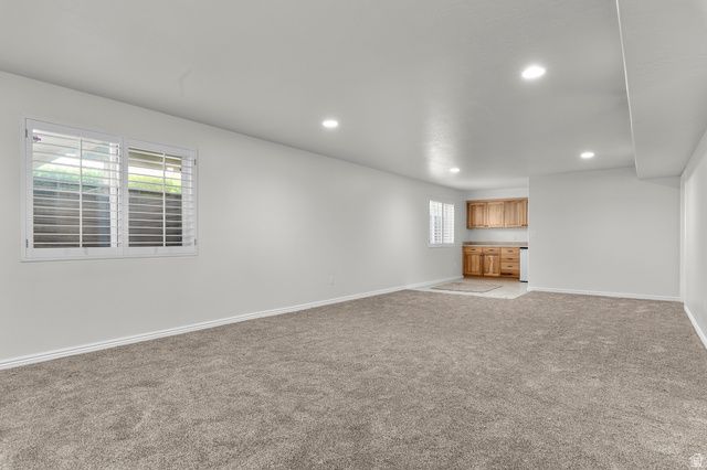 239 E COTTAGE WOOD LN, Murray, UT 84107