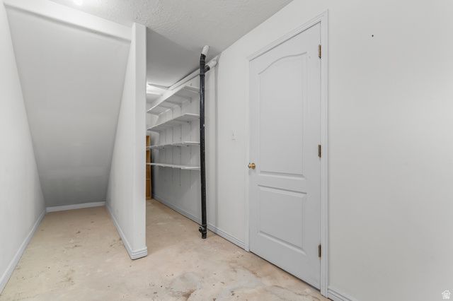239 E COTTAGE WOOD LN, Murray, UT 84107