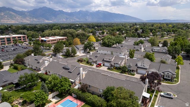 239 E COTTAGE WOOD LN, Murray, UT 84107