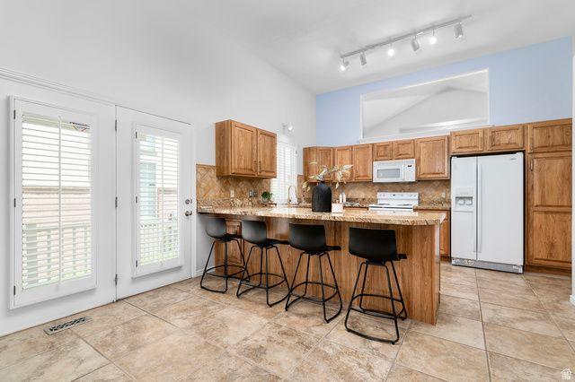 239 E COTTAGE WOOD LN, Murray, UT 84107