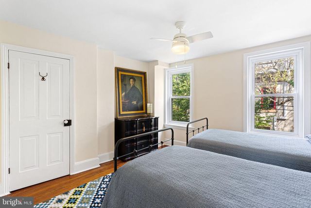 2456 MEREDITH ST, Philadelphia, PA 19130