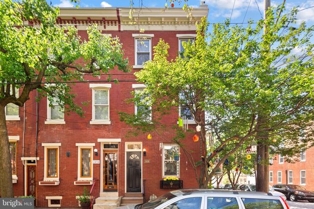 2456 MEREDITH ST, Philadelphia, PA 19130