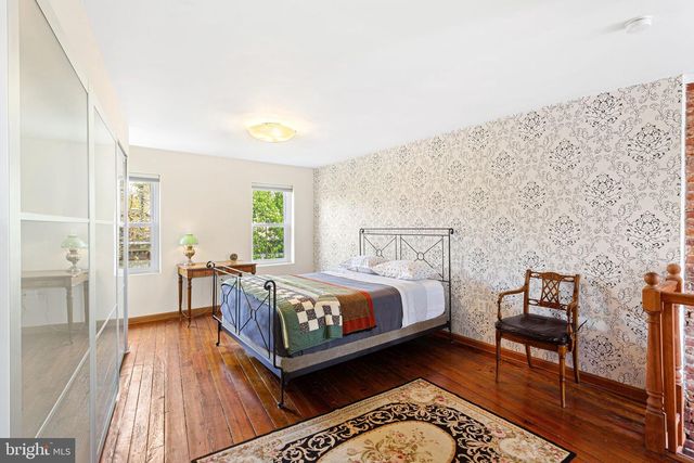 2456 MEREDITH ST, Philadelphia, PA 19130