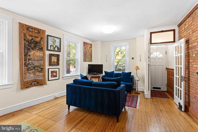 2456 MEREDITH ST, Philadelphia, PA 19130