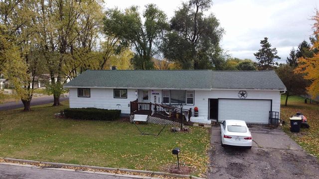 1001 Elm Street, Mauston, WI 53948