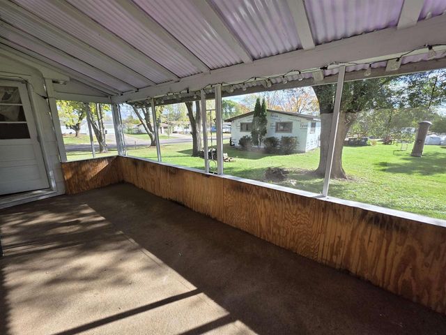 1001 Elm Street, Mauston, WI 53948