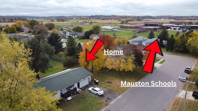 1001 Elm Street, Mauston, WI 53948