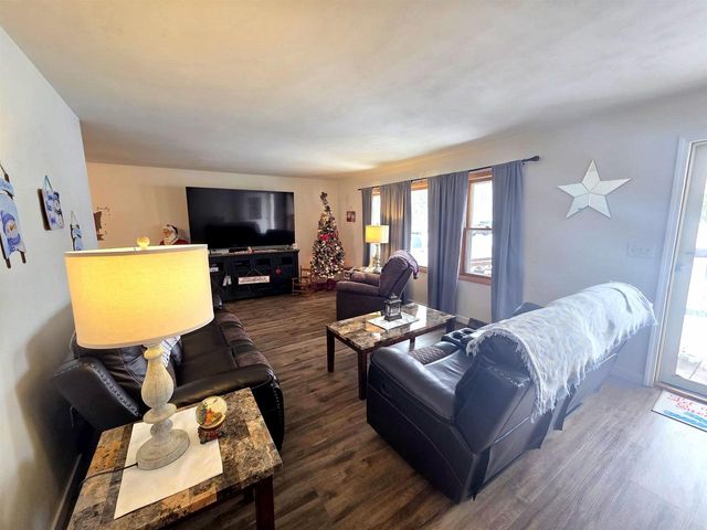 1001 Elm Street, Mauston, WI 53948