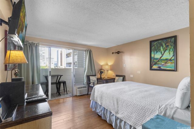 2450 Prince Edward Street 505A, Honolulu, HI 96815