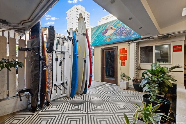 2450 Prince Edward Street 505A, Honolulu, HI 96815