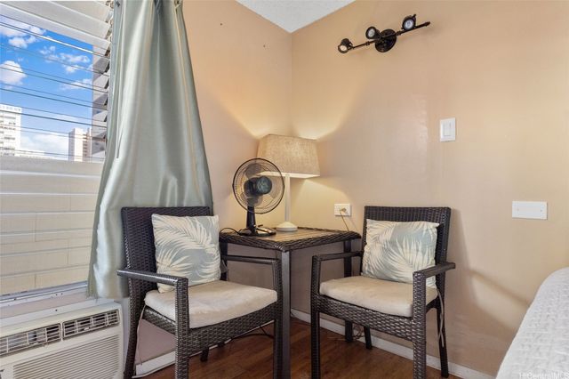 2450 Prince Edward Street 505A, Honolulu, HI 96815