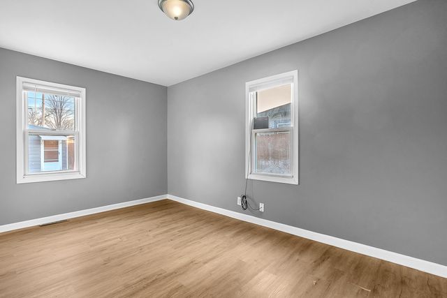 31 Tyler Street, New Chicago, IN 46342