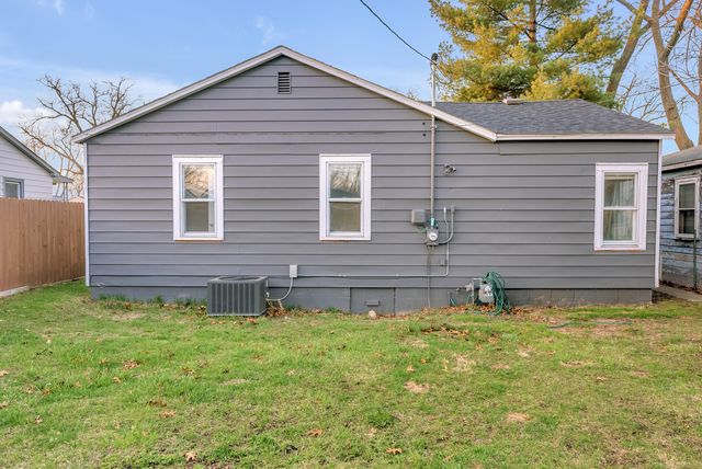 31 Tyler Street, New Chicago, IN 46342