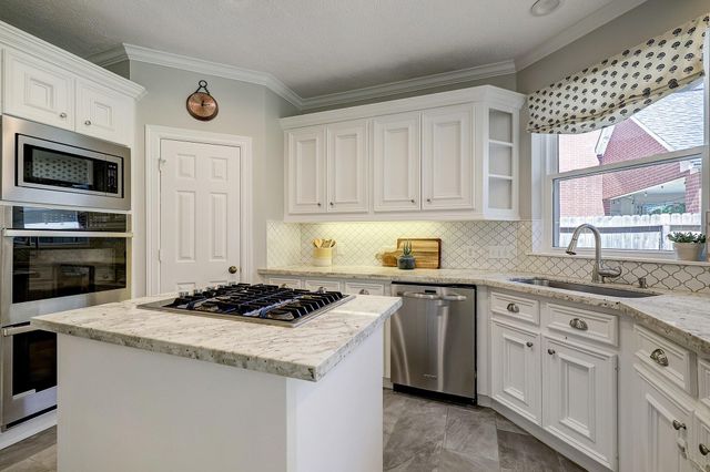 18902 Mountain Spring Drive Drive, Spring, TX 77379