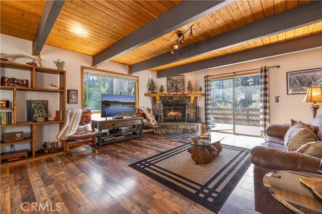 526 Catalina Road, Big Bear Lake, CA 92315