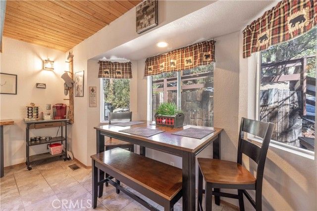 526 Catalina Road, Big Bear Lake, CA 92315