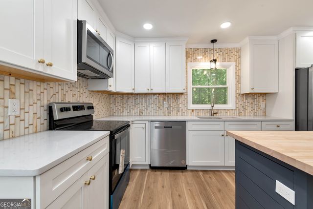 181 Bowman Street, Lavonia, GA 30553