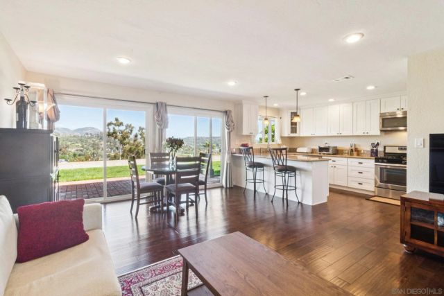 10948 Valldemosa Ln, San Diego, CA 92124