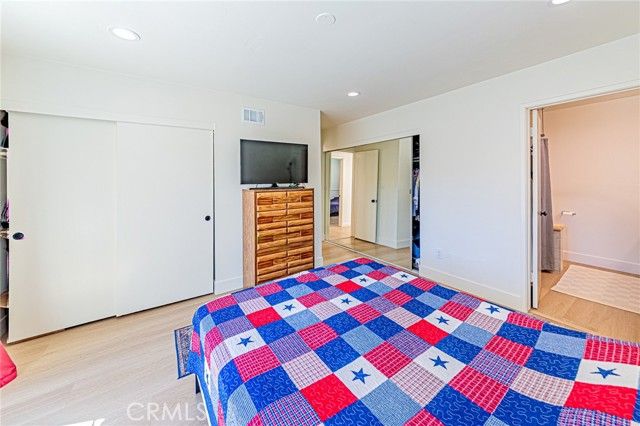 26 Seton, Irvine, CA 92612