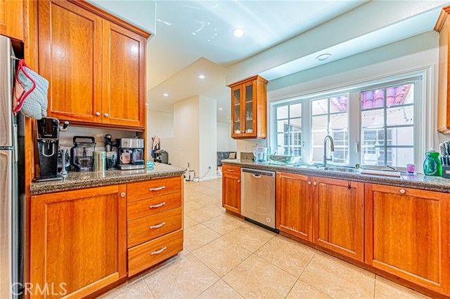 26 Seton, Irvine, CA 92612