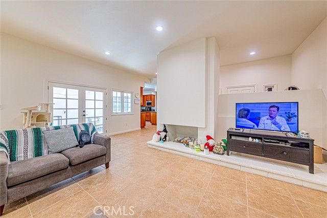 26 Seton, Irvine, CA 92612