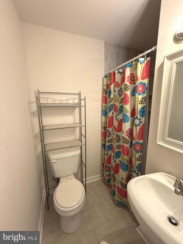 1238 LAKEVIEW PKWY, Locust Grove, VA 22508