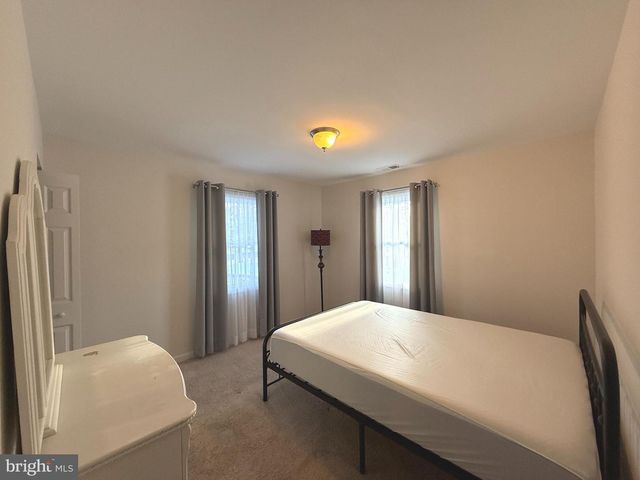 1238 LAKEVIEW PKWY, Locust Grove, VA 22508