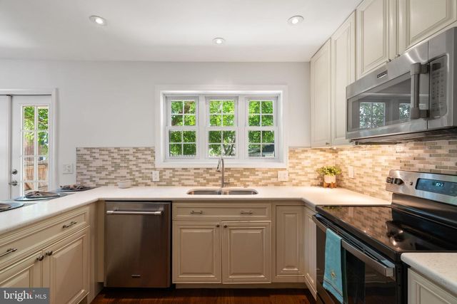 4223 36TH ST S, Arlington, VA 22206
