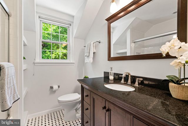 4223 36TH ST S, Arlington, VA 22206