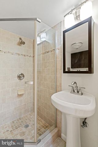 4223 36TH ST S, Arlington, VA 22206
