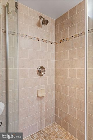 4223 36TH ST S, Arlington, VA 22206